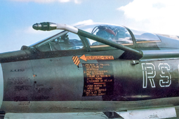 AM RSVGR311 F104G 6701 RS06 RISERI Ark T