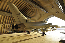F2000 AM 9